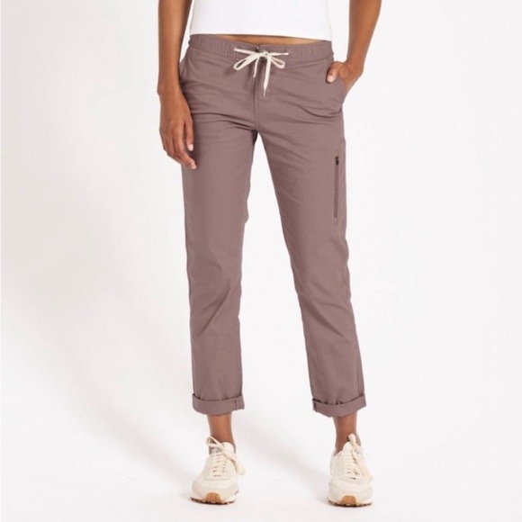 Vuori Ripstop Pant in Medium. The Rise The Shine. - Picture 2 of 8